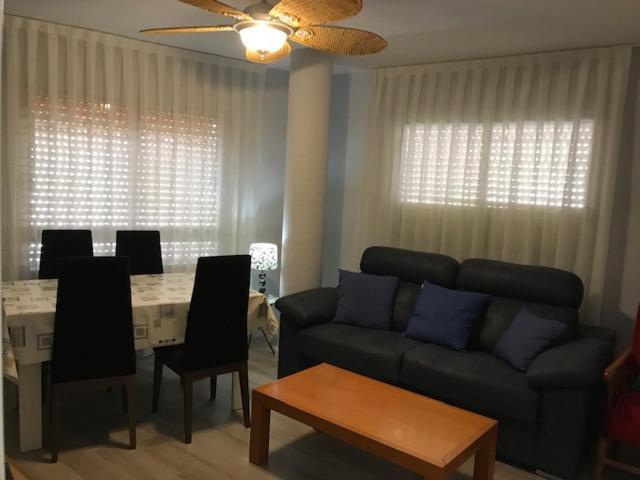 Apartamentos La Encarnacion I Лос Алказарес Экстерьер фото