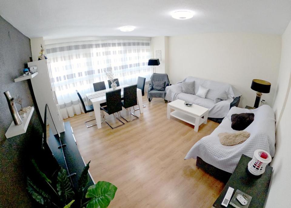 Apartamentos La Encarnacion I Лос Алказарес Экстерьер фото