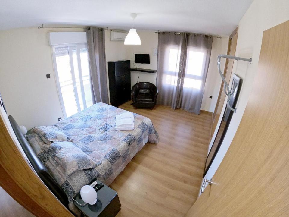 Apartamentos La Encarnacion I Лос Алказарес Экстерьер фото