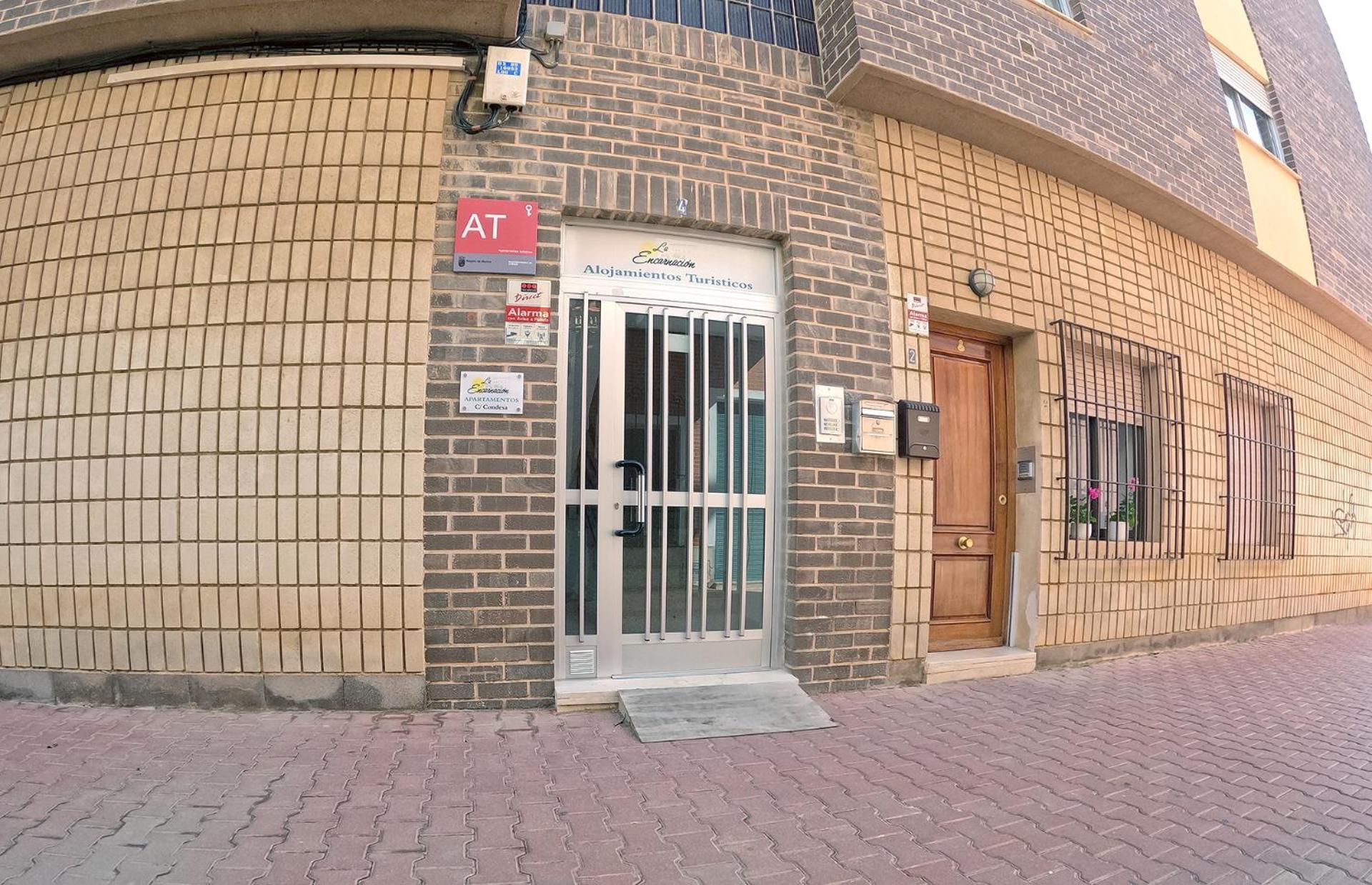 Apartamentos La Encarnacion I Лос Алказарес Экстерьер фото