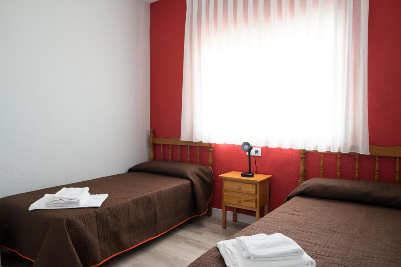 Apartamentos La Encarnacion I Лос Алказарес Экстерьер фото